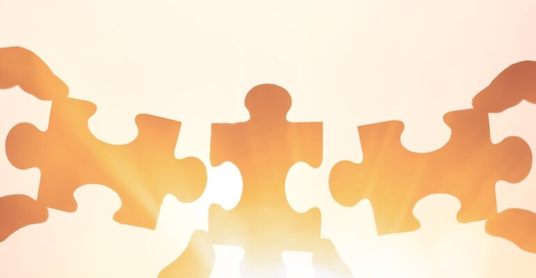 three,hands,of,business,man,to,connect,couple,3,piece